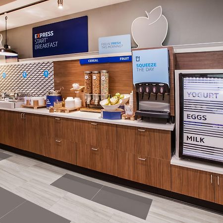 Holiday Inn Express Hotel & Suites Perry, An Ihg Hotel Extérieur photo