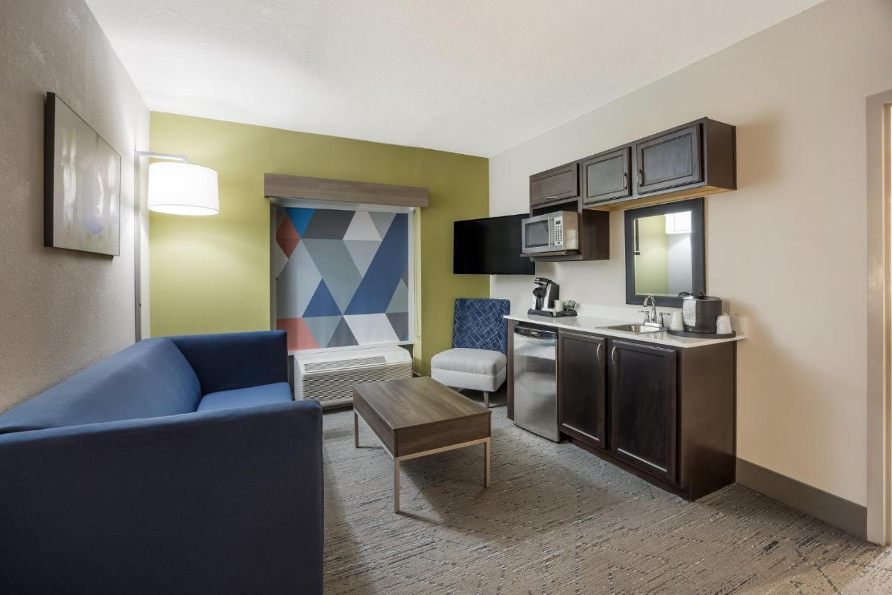 Holiday Inn Express Hotel & Suites Perry, An Ihg Hotel Extérieur photo