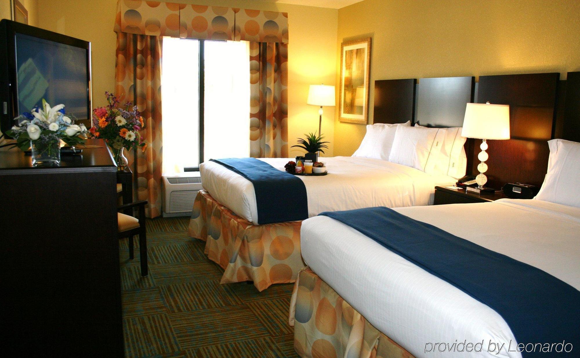 Holiday Inn Express Hotel & Suites Perry, An Ihg Hotel Chambre photo