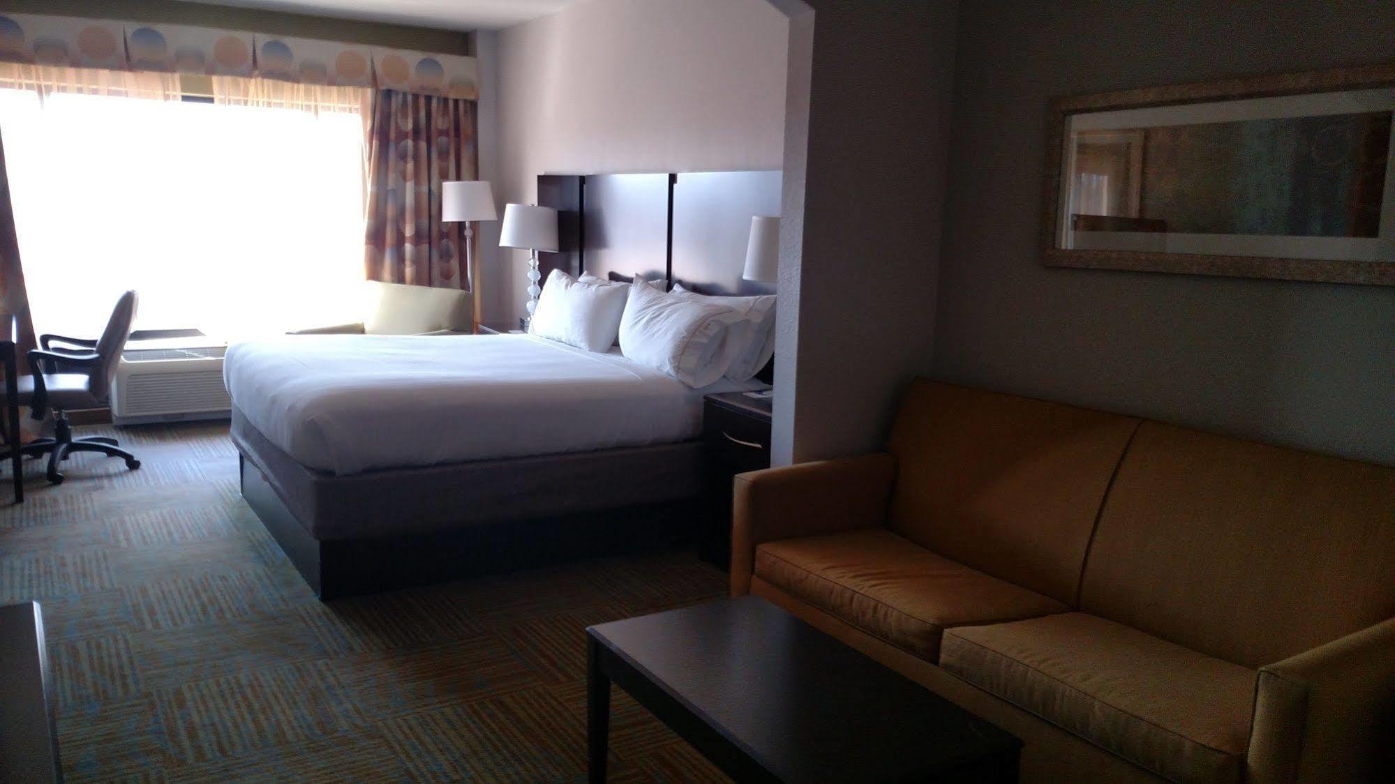 Holiday Inn Express Hotel & Suites Perry, An Ihg Hotel Extérieur photo